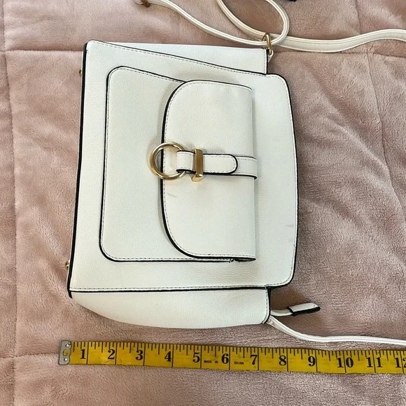 Crossbody purse white gold tone accents & feet long adjustable strap textured - Picture 16 of 16